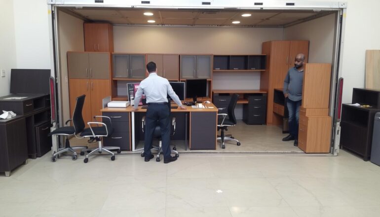 نقل أثاث مكتبي من جدة إلى الأحساء